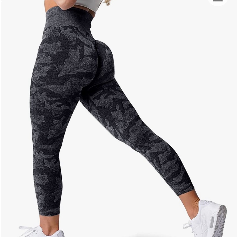 Camo printed tummy control leggings